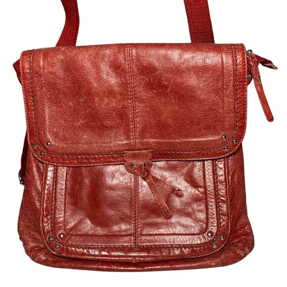 Clarks Convertible Backpack Purse Women’s Distressed Leather Shoulder Bag Red - Picture 1 of 11